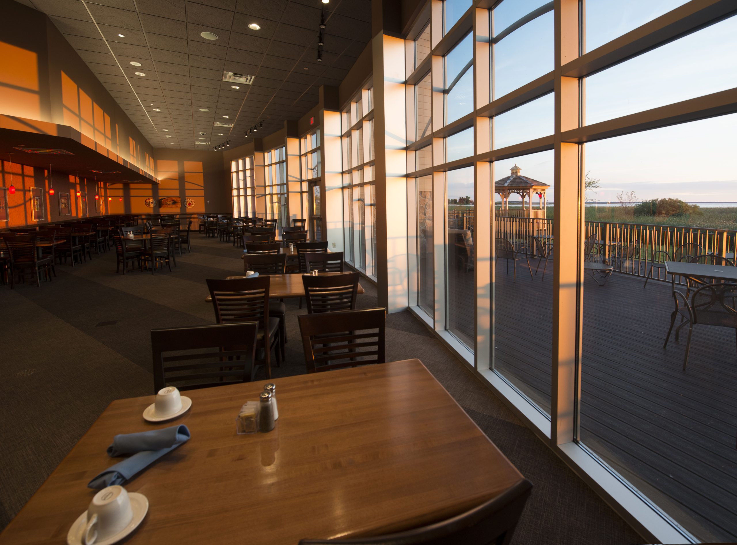 Restaurant with expansive views for guests